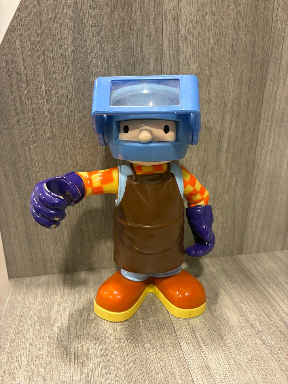 HASBRO 2001 BOB THE BUILDER ADVENTURE BOB 6'' ACTION FIGURE
- Play Wear